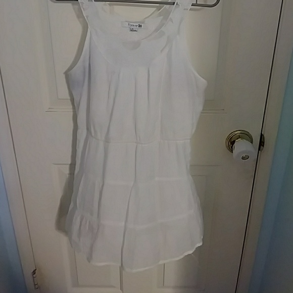 Top - Picture 2 of 3